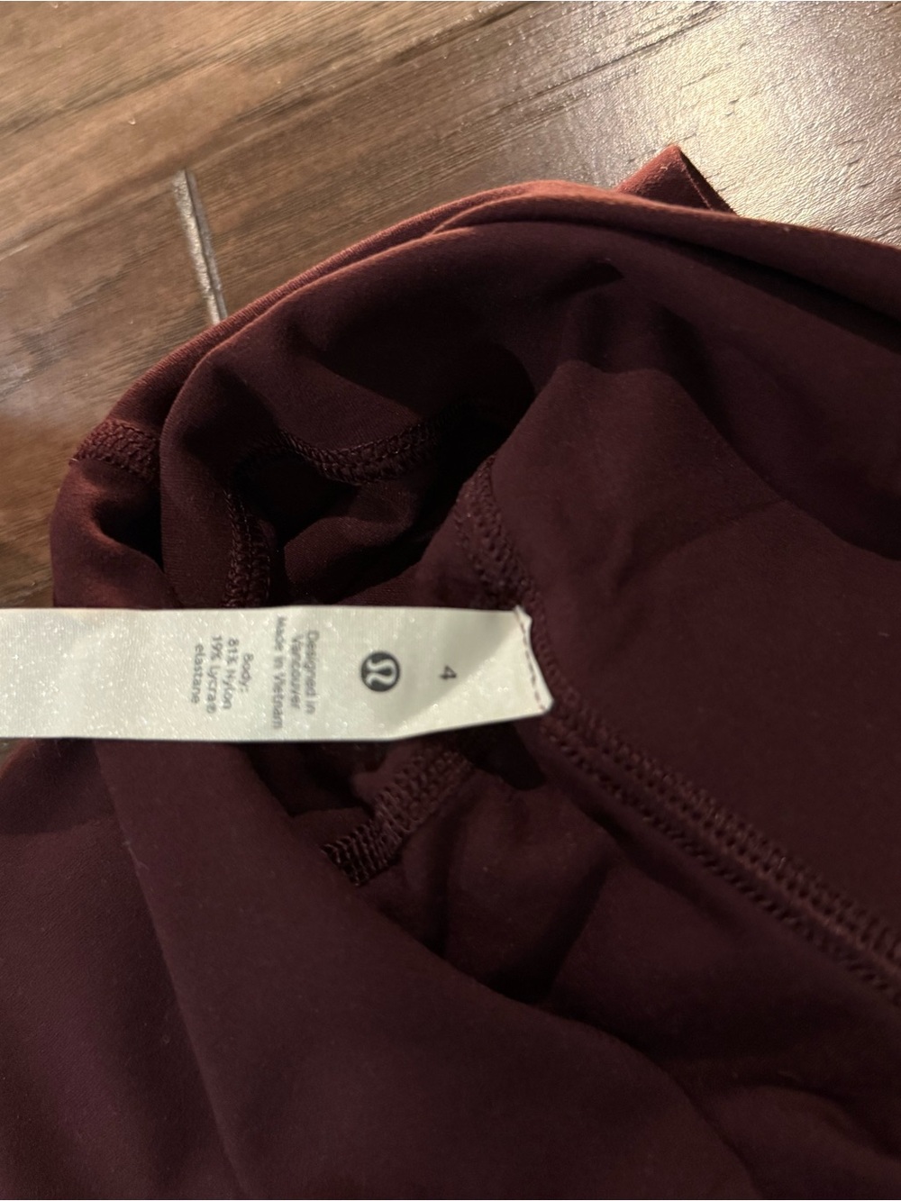 Lululemon High-Rise Wine Colored Bike Shorts Size 4 Yoga Shorts - Picture 6 of 8